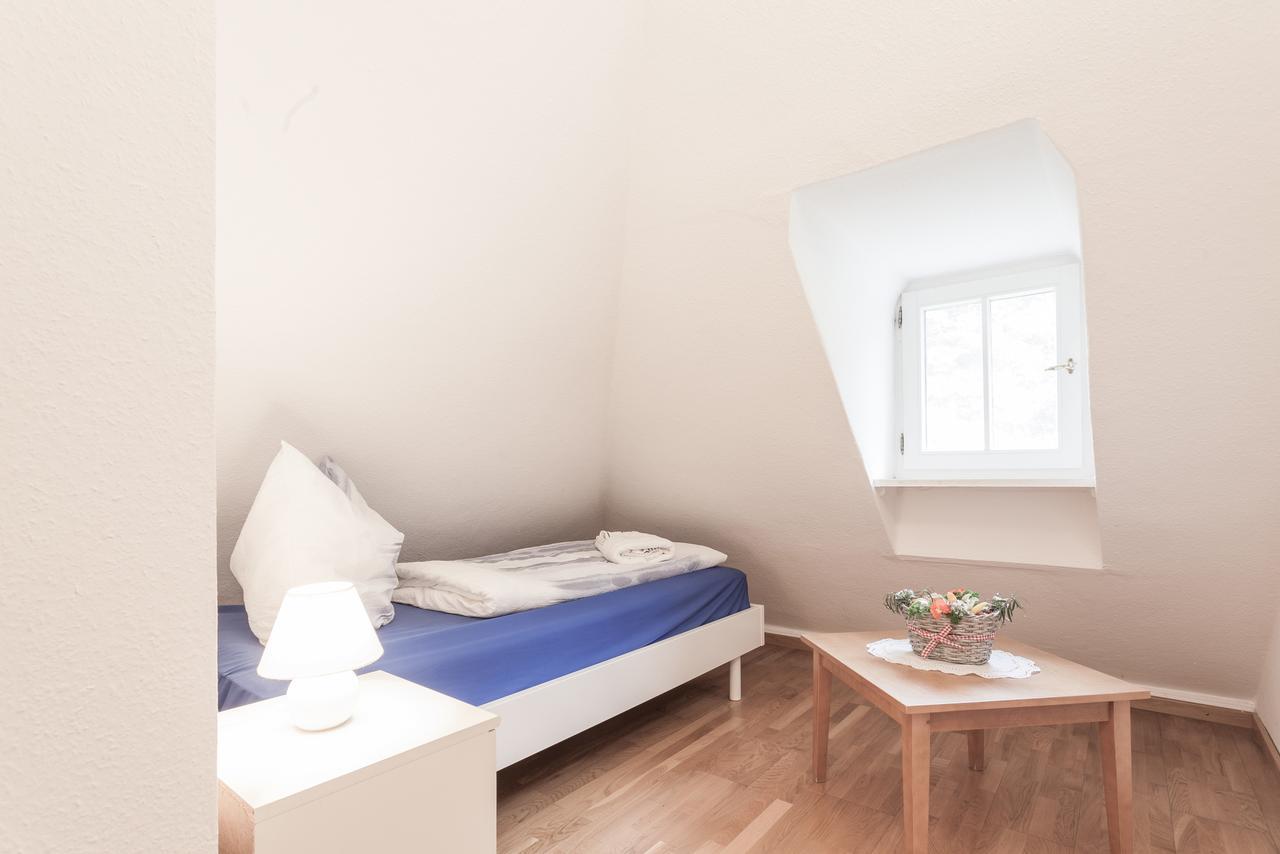 Gaestehaus Rose Apartment *